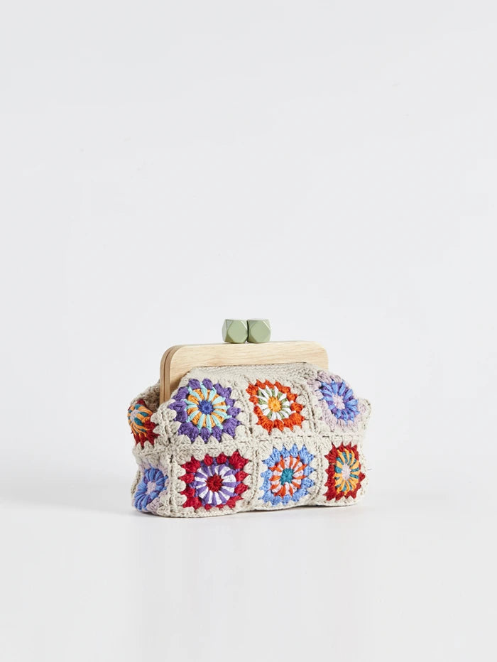 Bolso de mano cuadrado de crochet